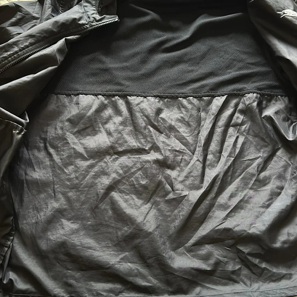 Nike - Picture 4 of 6